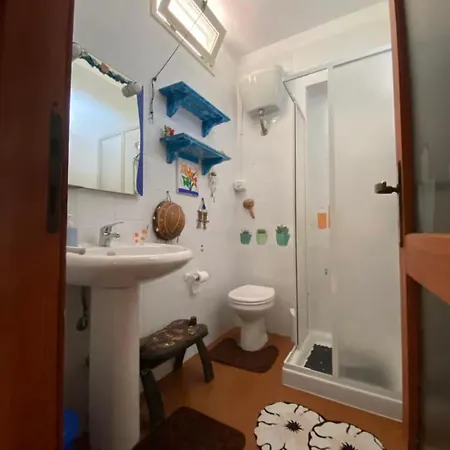 Casa Roberta A Due Passi Dal Mare 3*